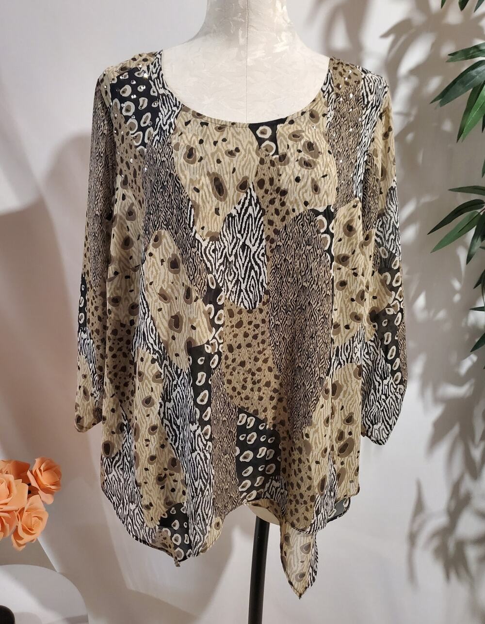 Style Co Animal Print Studded Semi-Sheer Blouse Top Size 1X Asymmetrical Layer